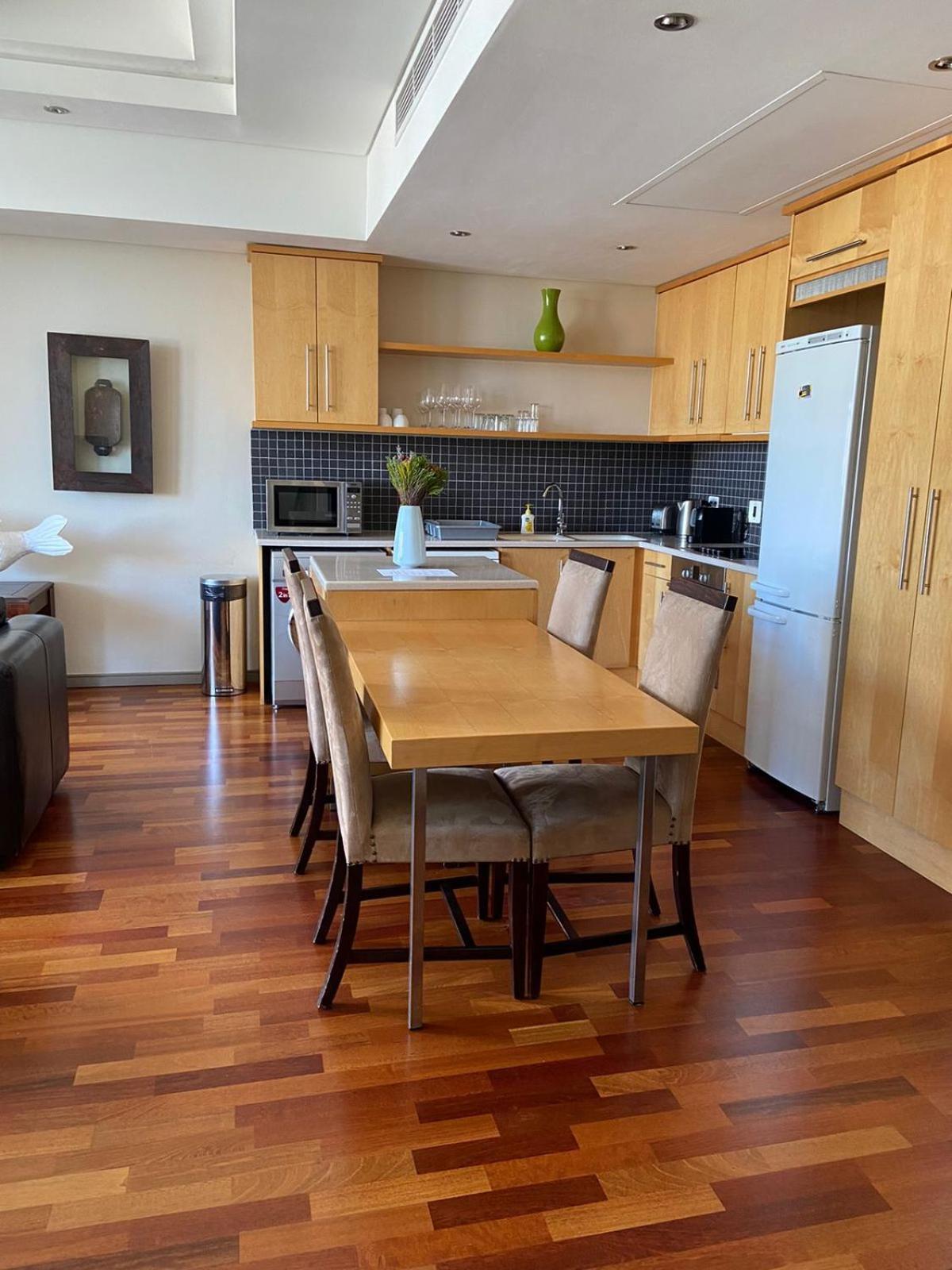 Iconic Cartwright - Luxury And Amazing Views - No Loadshedding Apartment Kapstadt